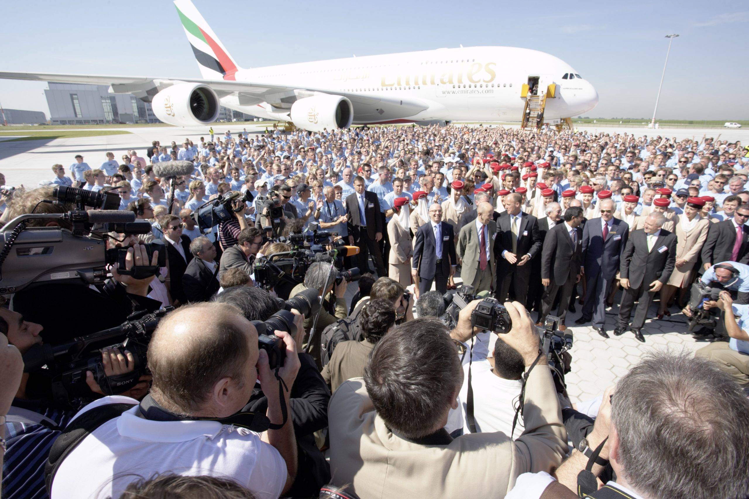 Airbus A380 und A320 Erstauslieferung